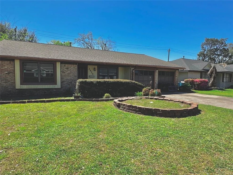 Unit for sale at 2414 Pickerton Drive, Deer Park, TX 77536