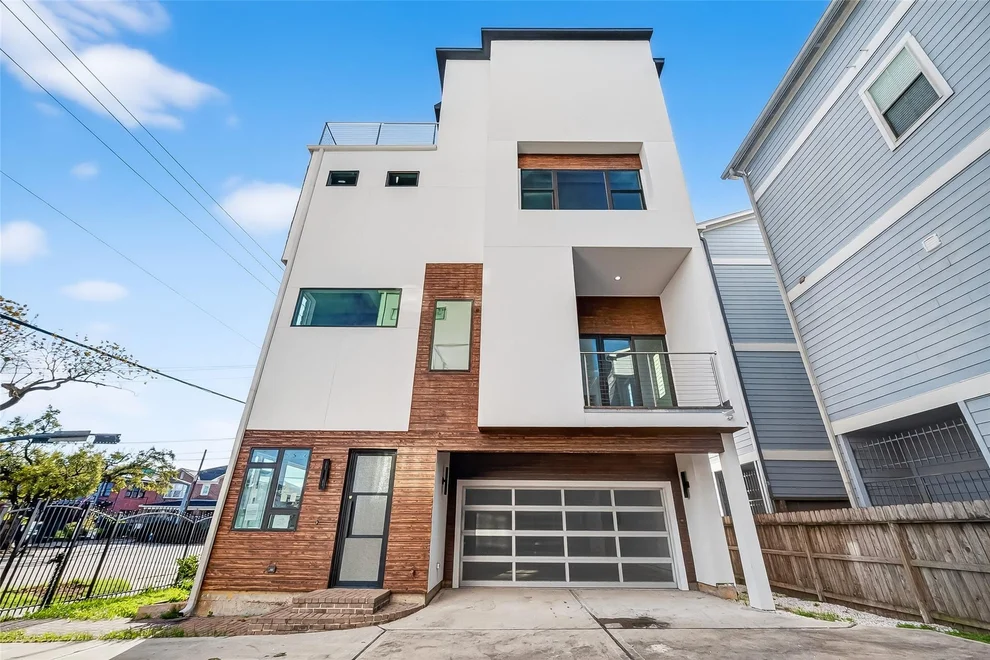 Unit for sale at 1414 Wheeler Street, Houston, TX 77004