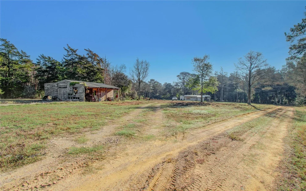 Unit for sale at 1102 Pine Crest, New Ulm, TX 78950