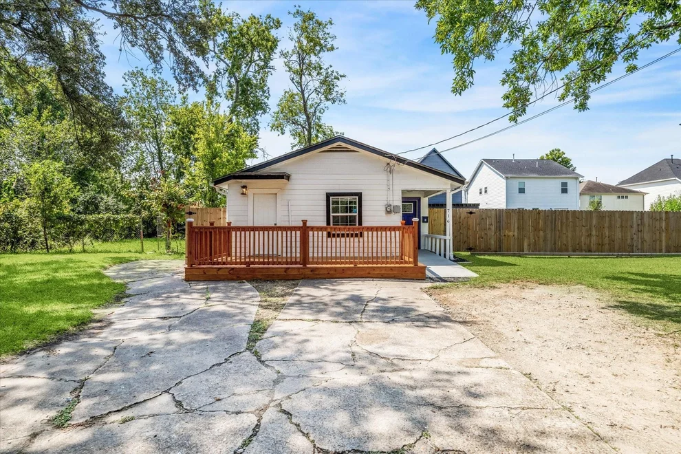Unit for sale at 716 E 40th Street, Houston, TX 77022