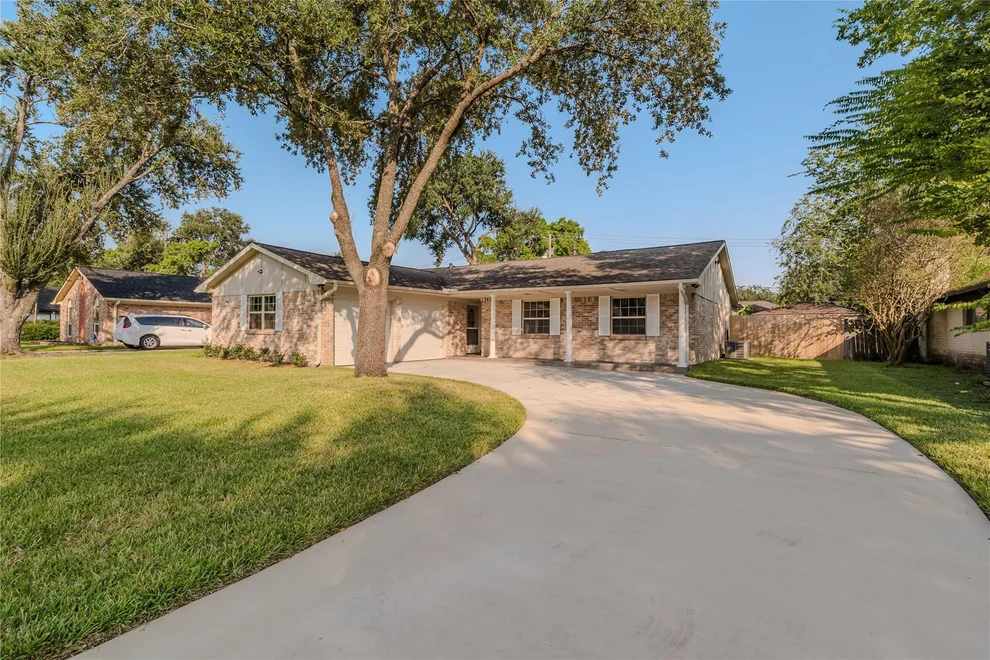 Unit for sale at 12406 Whittington Drive, Houston, TX 77077