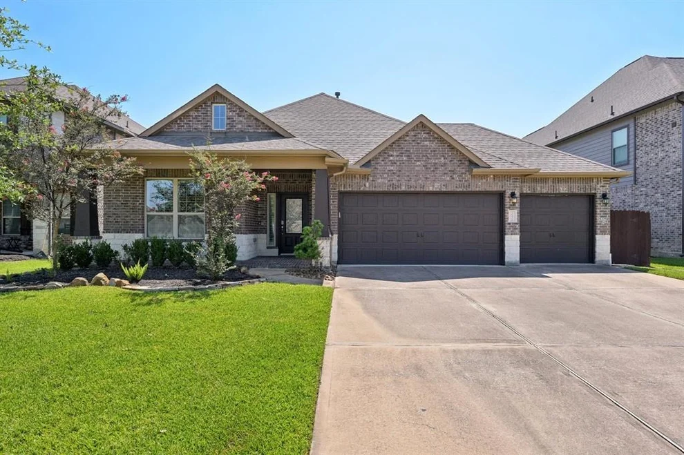 Unit for sale at 10315 Silver Shield Way, Tomball, TX 77375