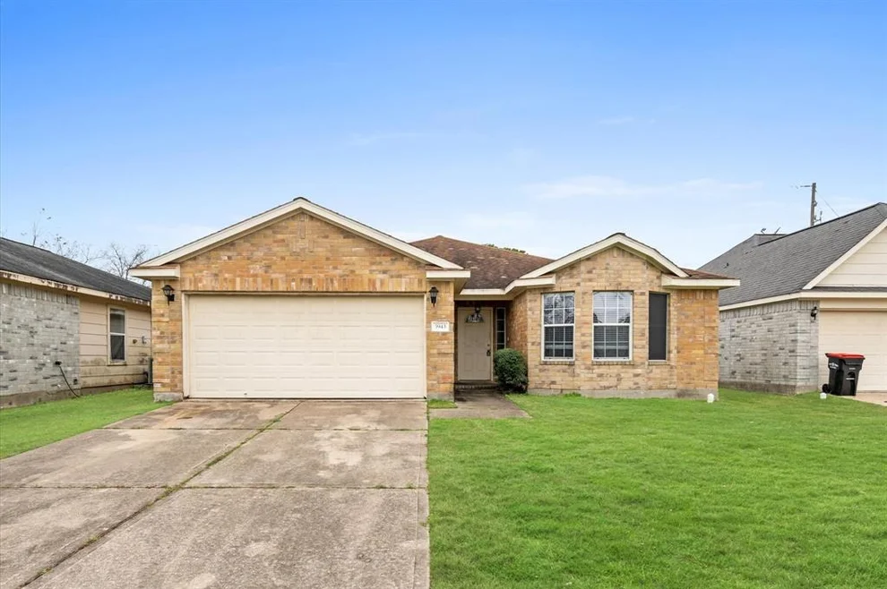 Unit for sale at 3943 Cary Creek Drive, Baytown, TX 77521