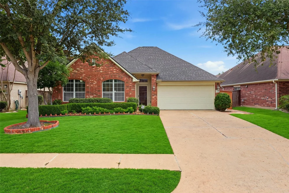 Unit for sale at 16106 Saxon Hollow Lane, Houston, TX 77084