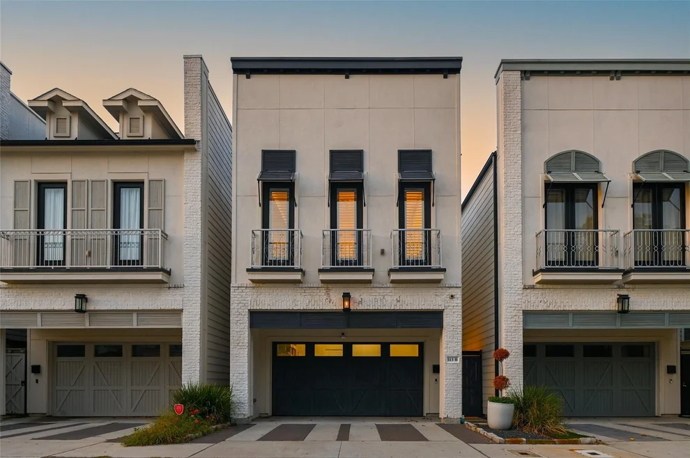 Unit for sale at 113 E 26th Street, Houston, TX 77008
