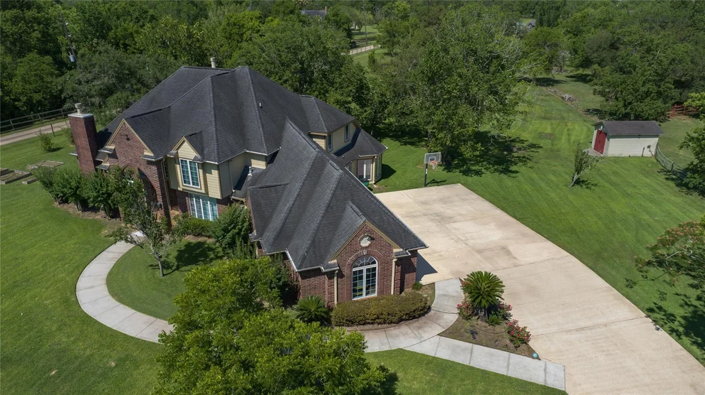 Unit for sale at 2750 County Road 48, Rosharon, TX 77583