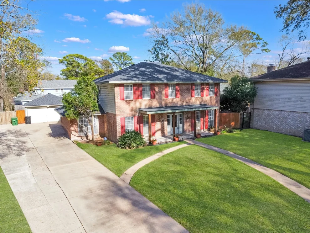 Unit for sale at 9722 Kindletree Drive, Houston, TX 77040