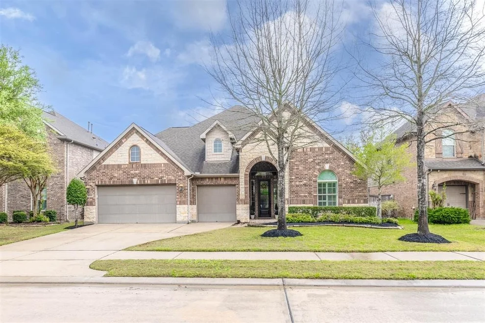 Unit for sale at 10614 Lindabury Hollow Drive, Katy, TX 77494