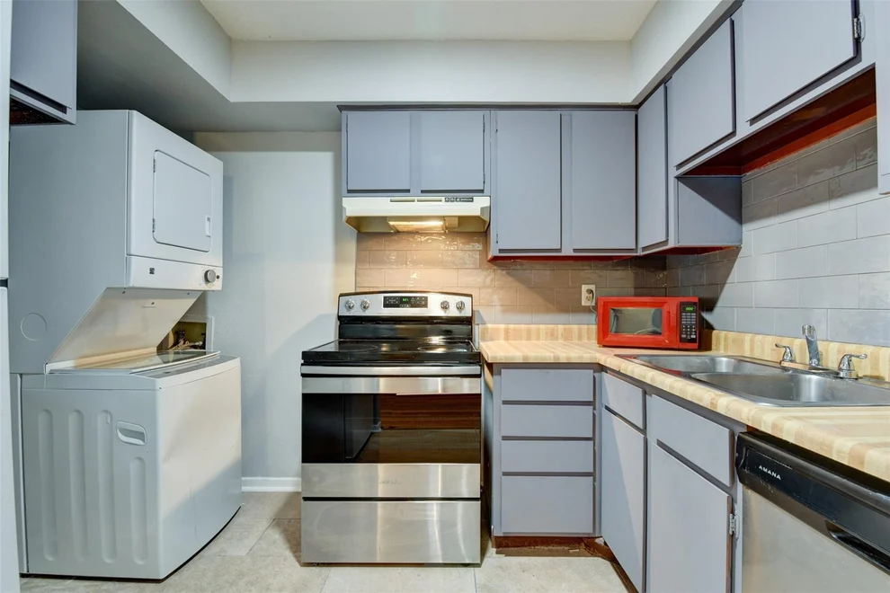 Unit for sale at 9350 Country Creek Drive, Houston, TX 77036