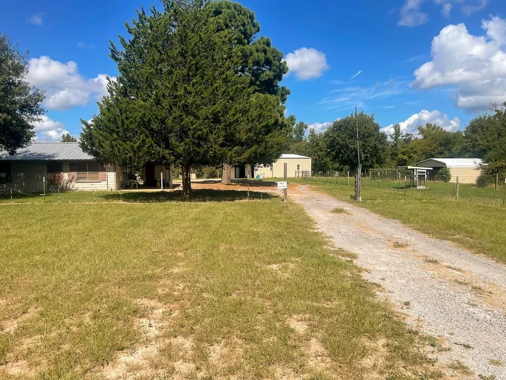Unit for sale at 8579 Fm 3178, Centerville, TX 75833