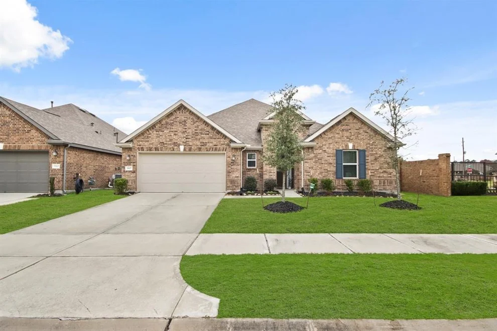 Unit for sale at 15627 Easton Gate Lane, Houston, TX 77044