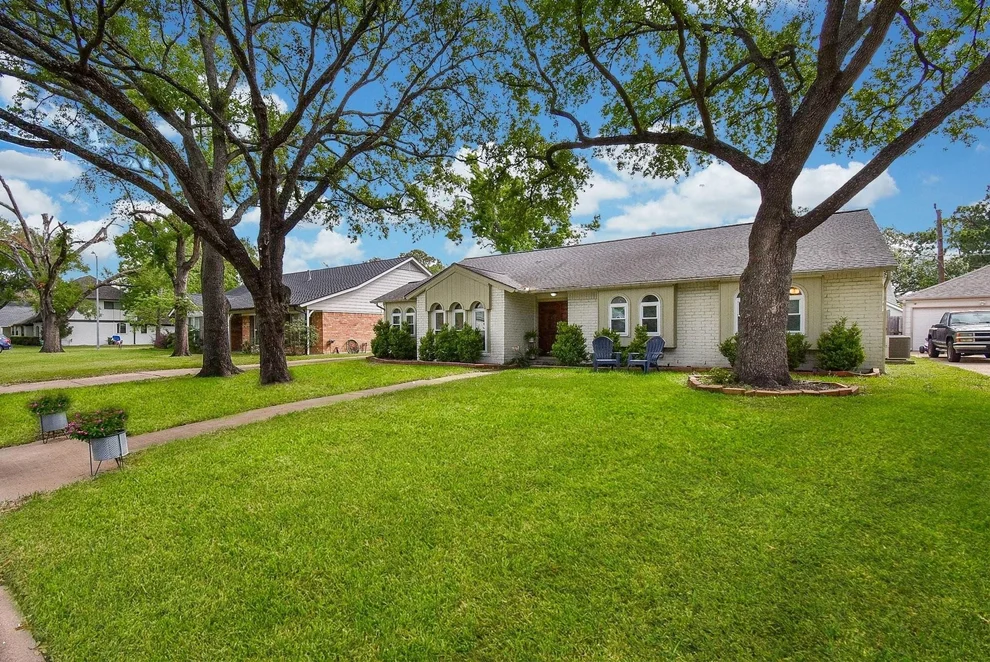 Unit for sale at 2930 Kevin Lane, Houston, TX 77043