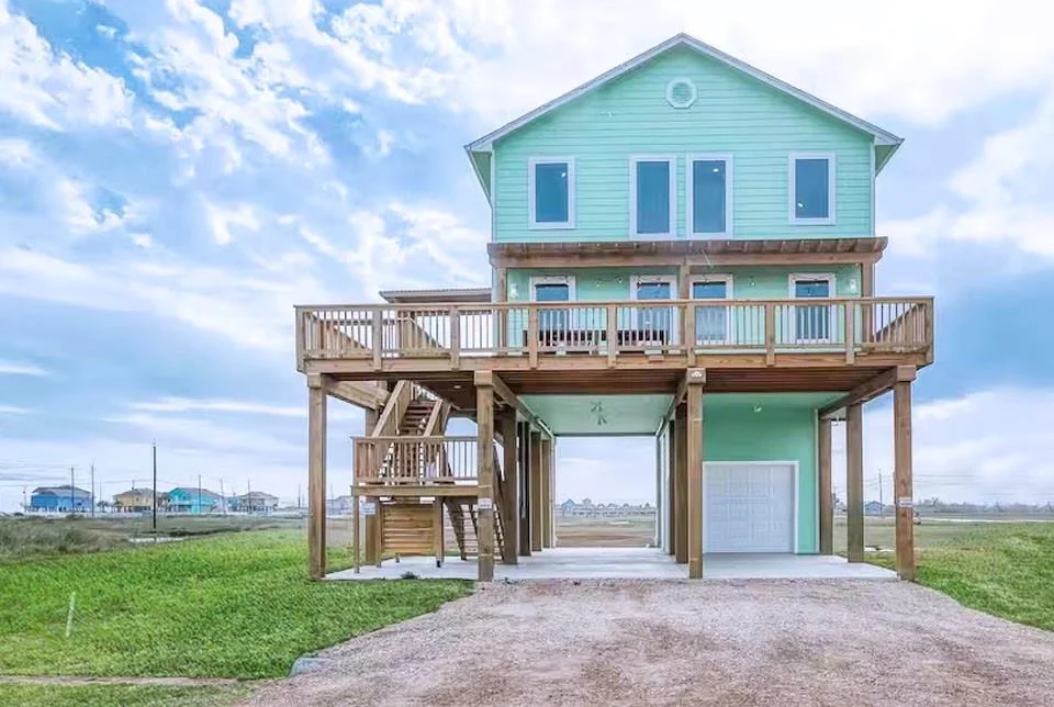 Unit for sale at 226 Bay Avenue, Freeport, TX 77541