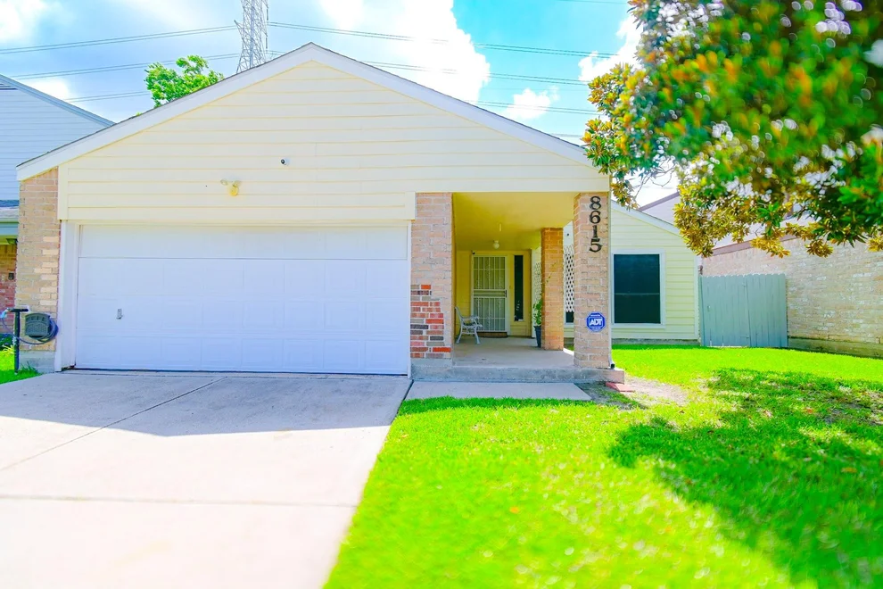 Unit for sale at 8615 Belle Park Drive, Houston, TX 77099