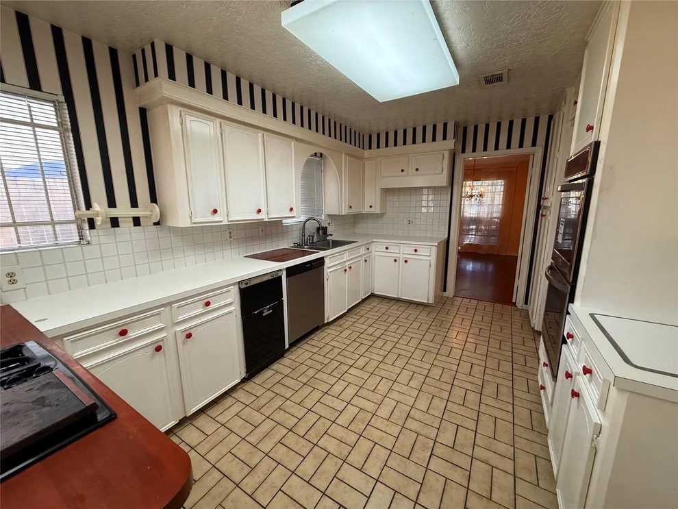 Unit for sale at 4915 Apollo Street, Houston, TX 77018