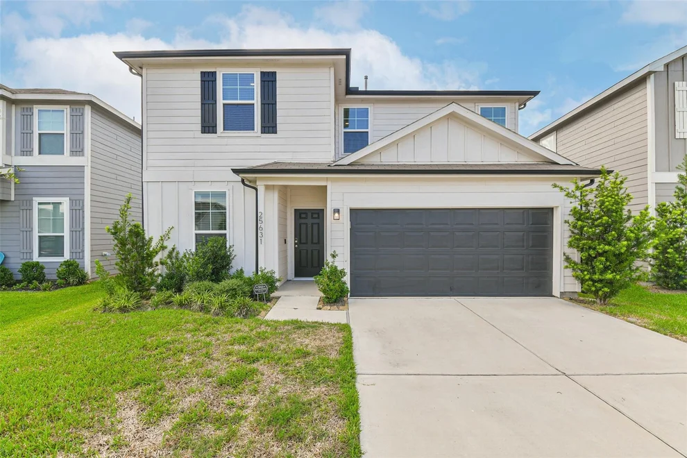 Unit for sale at 25631 Balsamroot Drive, Magnolia, TX 77355