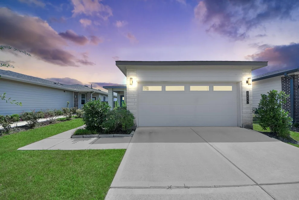 Unit for sale at 12527 Colchester Creek Court, Houston, TX 77047