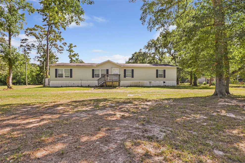 Unit for sale at 1693 County Road 6763, Dayton, TX 77535
