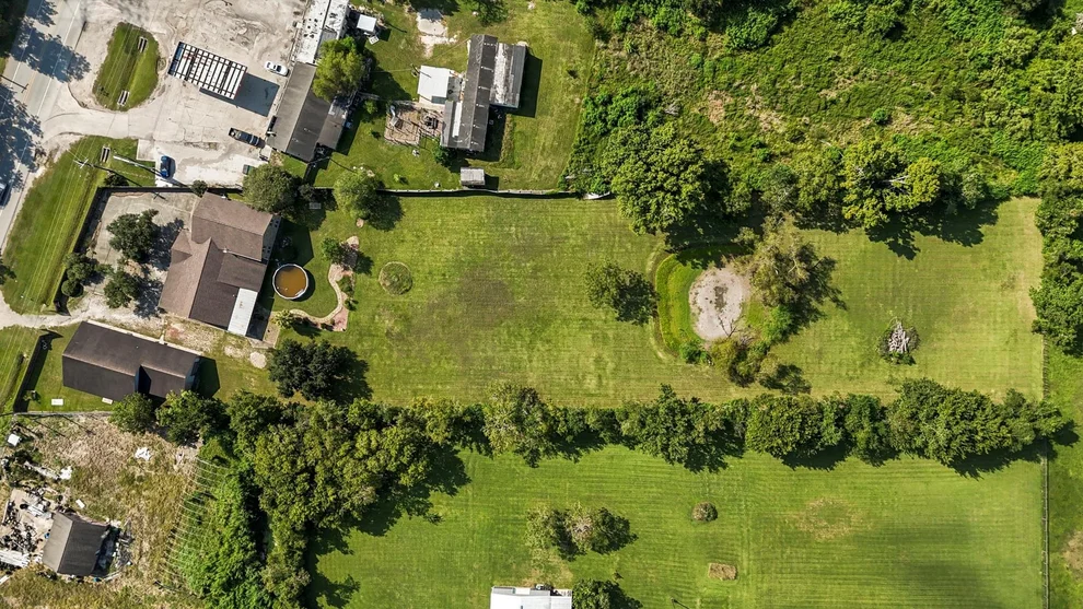 Unit for sale at 2082 Fm 521 Road, Brazoria, TX 77422