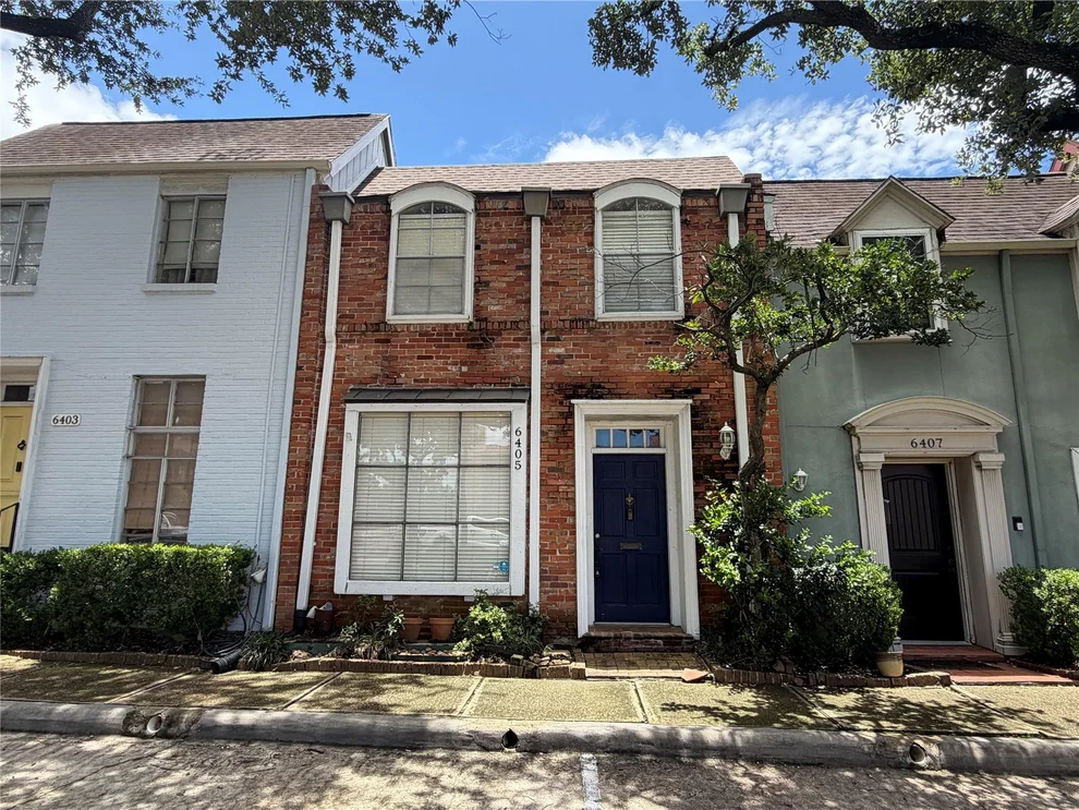 Unit for sale at 6405 Ella Lee Lane, Houston, TX 77057