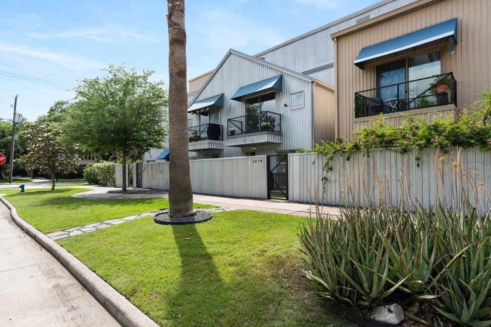 Unit for sale at 2814 Jackson Street, Houston, TX 77004