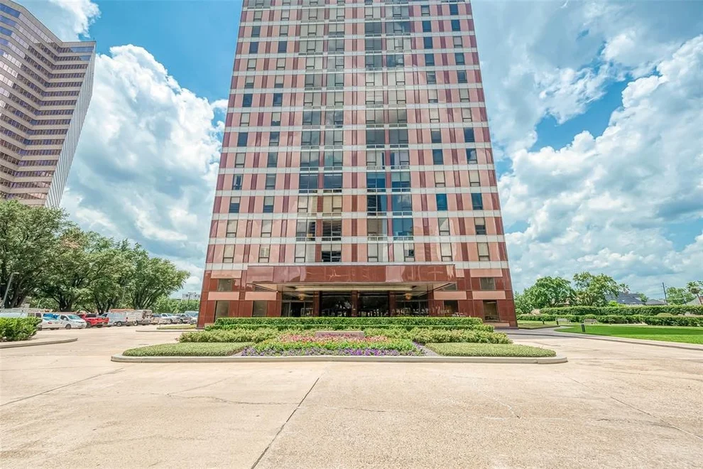 Unit for sale at 5110 San Felipe Street, Houston, TX 77056