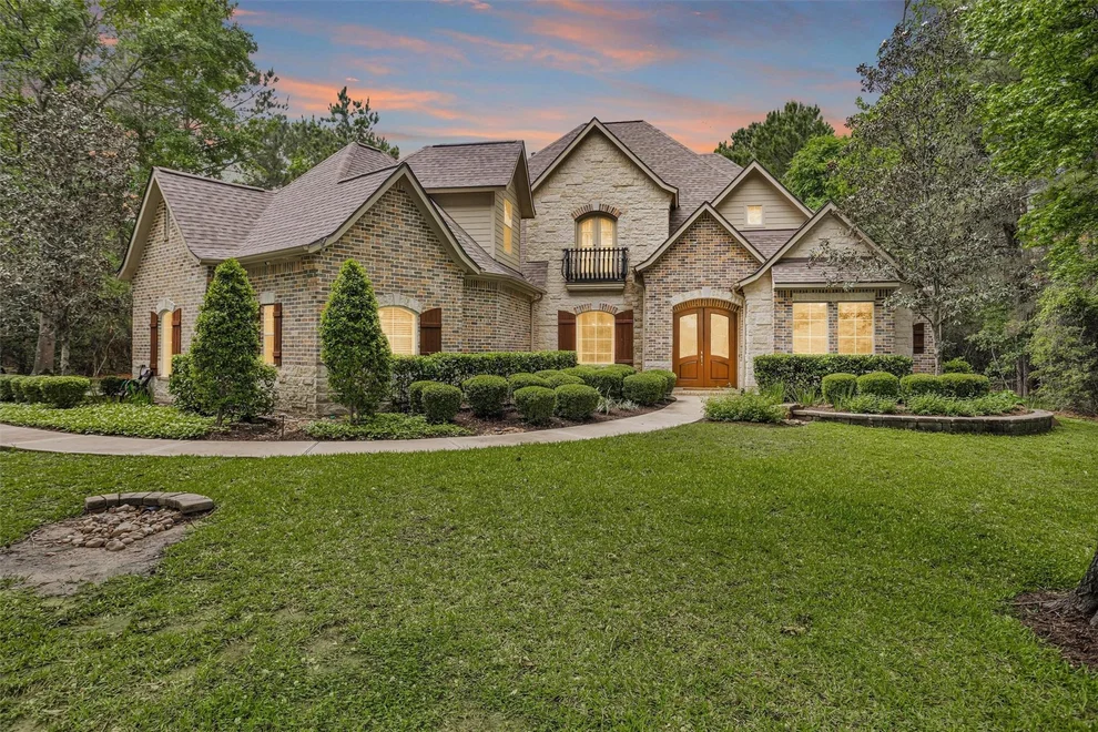 Unit for sale at 8516 Crown Lake Court, Montgomery, TX 77316