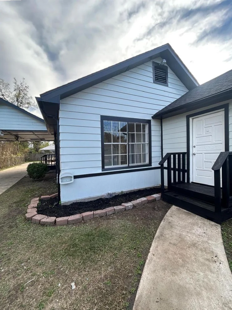 Unit for sale at 2010 King Street, Houston, TX 77026