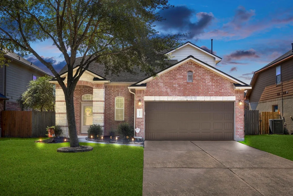 Unit for sale at 21324 Village Crossing Lane, Porter, TX 77365