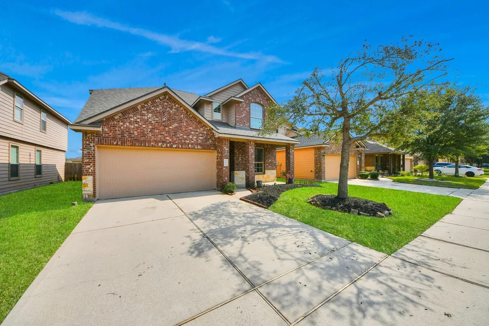 Unit for sale at 13935 Long Meadow Drive, Houston, TX 77047