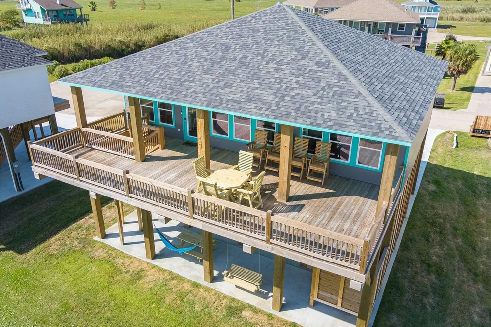 Unit for sale at 4406 Whaler Lane, Crystal Beach, TX 77650