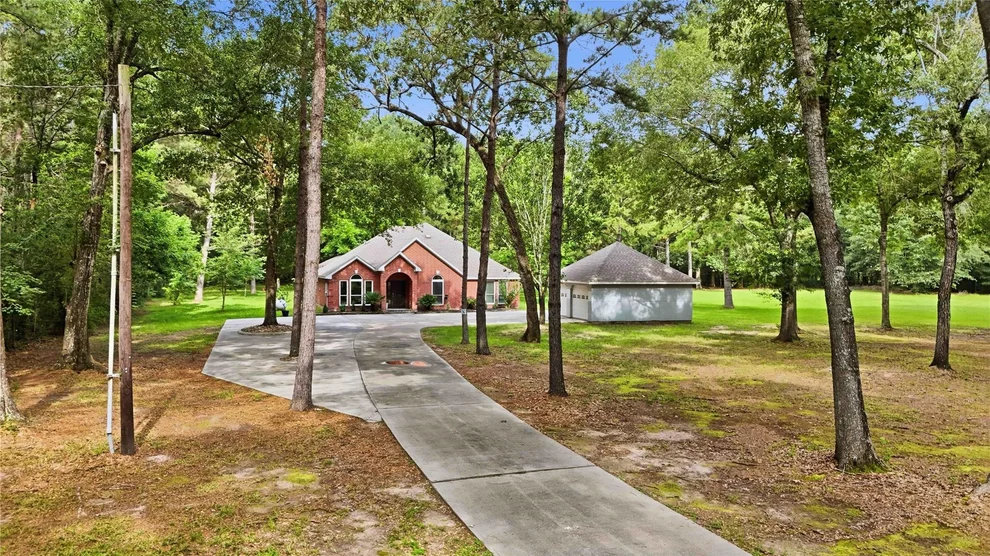 Unit for sale at 17368 Northcrest Circle, New Caney, TX 77357