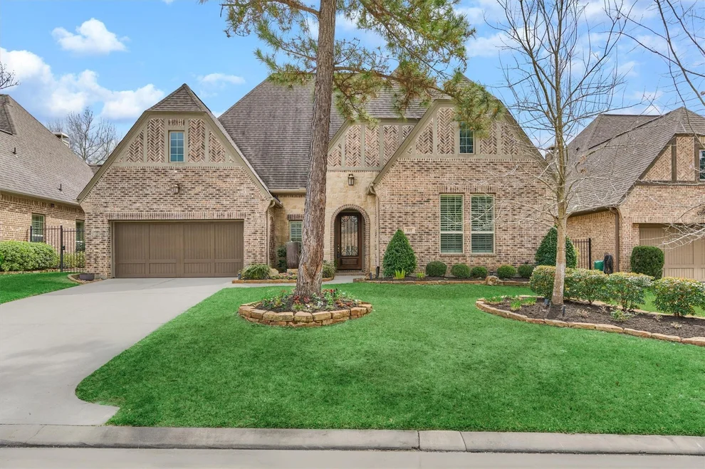 Unit for sale at 227 Muirfield Pointe Way, Montgomery, TX 77316
