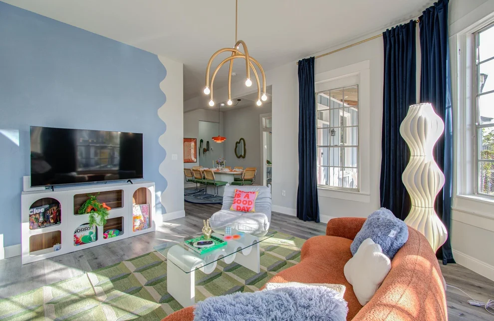Unit for sale at 2118 Common Street, Houston, TX 77009