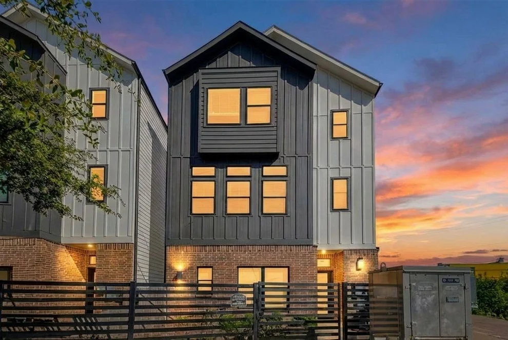 Unit for sale at 334 Eastwood Street, Houston, TX 77011