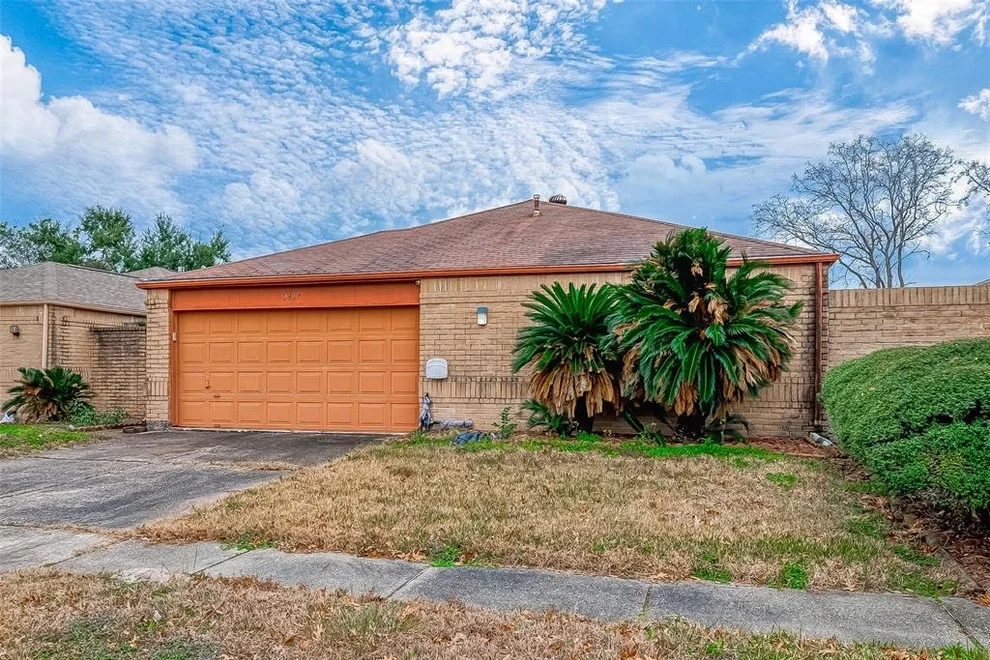Unit for sale at 2427 Colton Hollow Drive, Houston, TX 77067