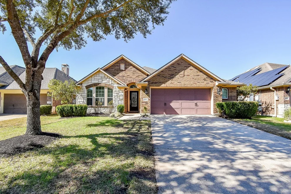 Unit for sale at 435 Cascade Oaks Lane, Richmond, TX 77406