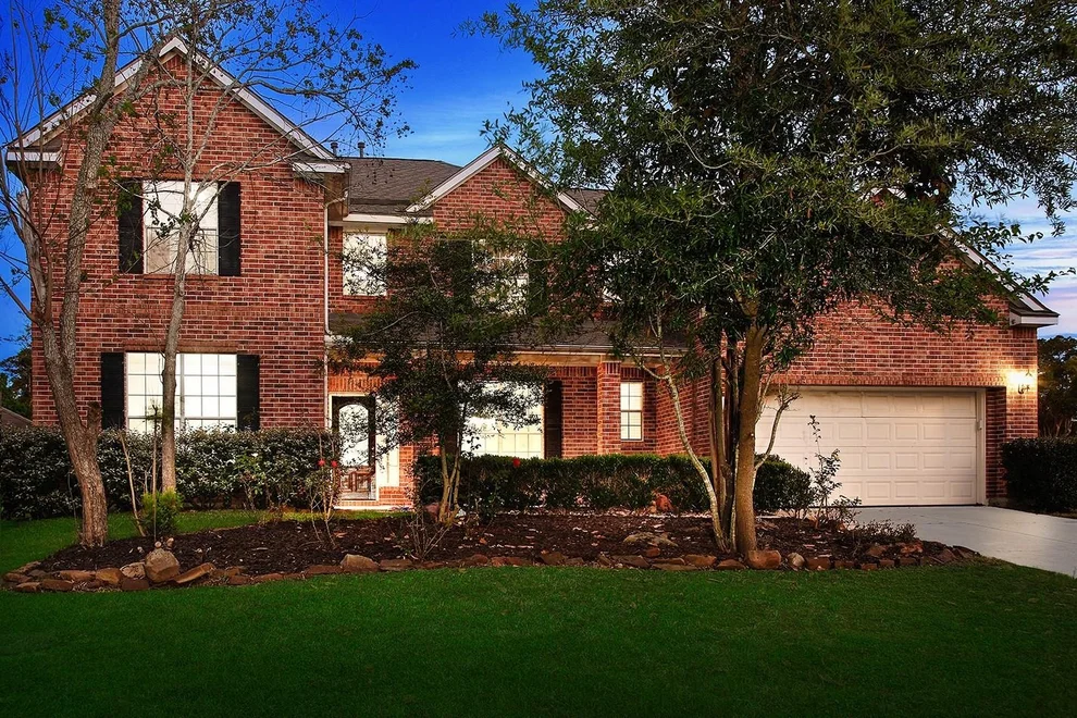Unit for sale at 46 S April Mist Circle, Conroe, TX 77385