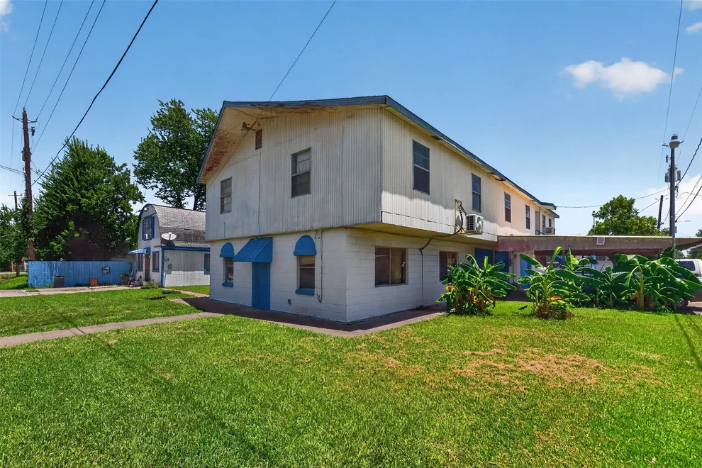 Unit for sale at 1211 Beacon Street, Houston, TX 77015