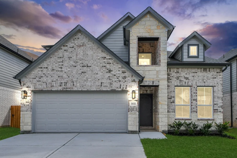 Unit for sale at 11826 Royal Willow Lane, Houston, TX 77066