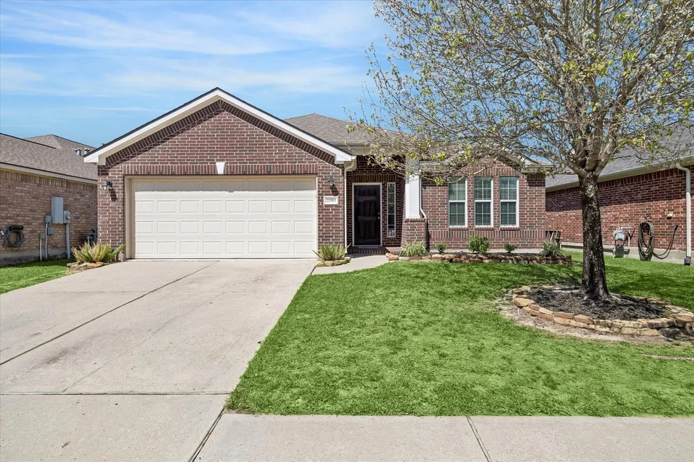Unit for sale at 21583 Kings Bend Drive, Kingwood, TX 77339