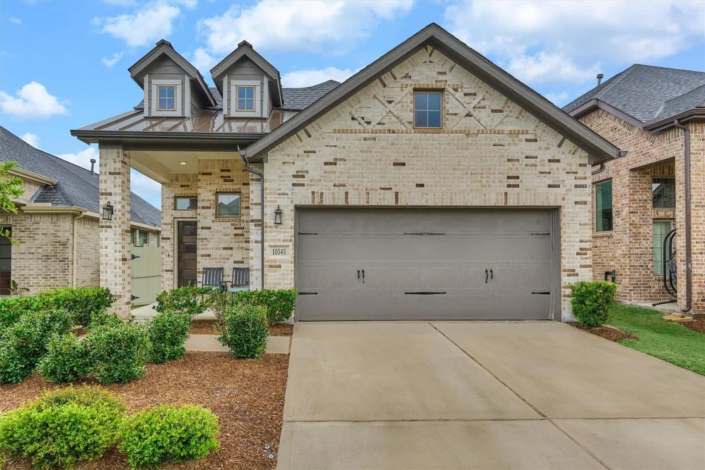Unit for sale at 10545 Wild Chives, Conroe, TX 77385