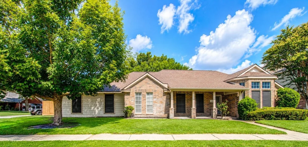 Unit for sale at 12203 Heritage Grove Drive, Houston, TX 77066