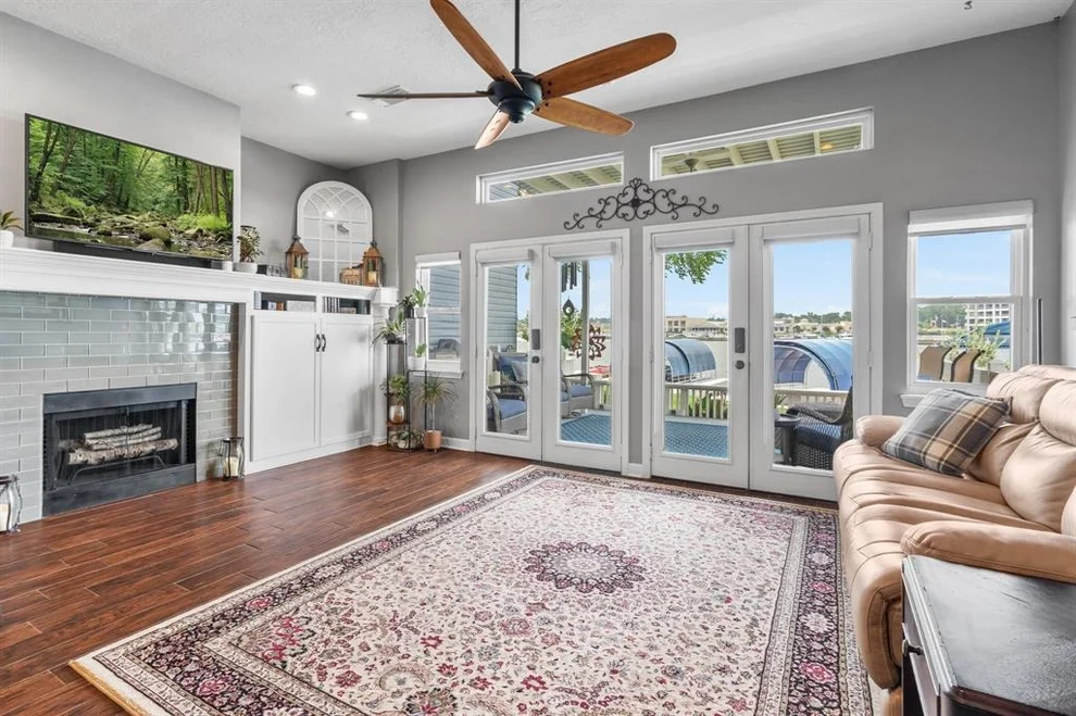 Unit for sale at 3 Key Harbour Drive, Conroe, TX 77356