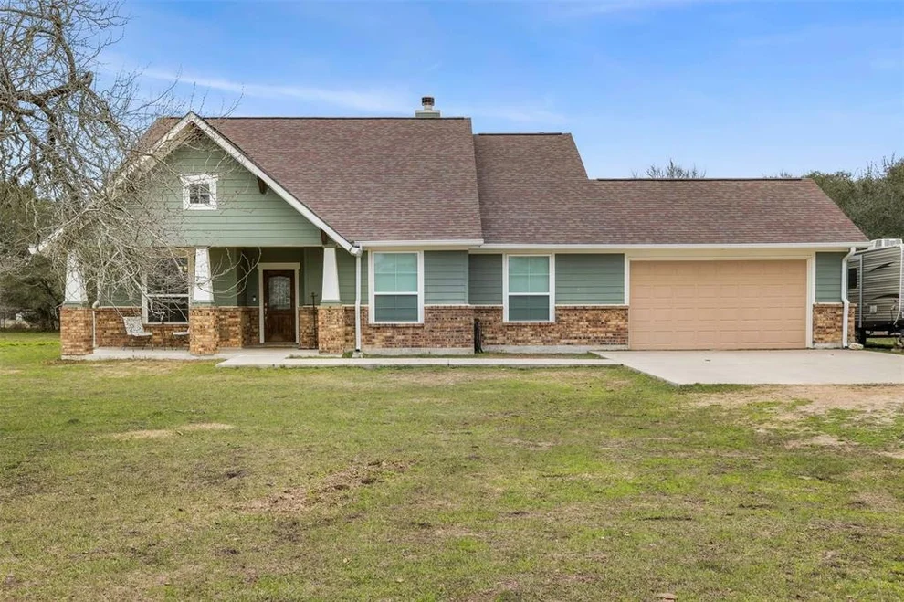 Unit for sale at 1065 Hoffman Lane Lane, Alleyton, TX 78935