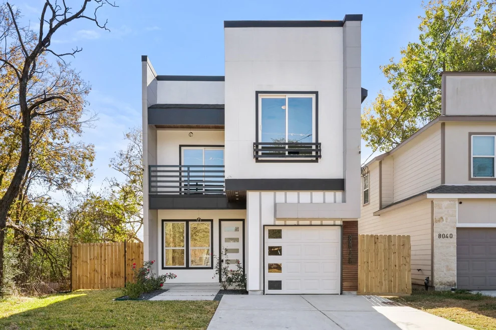 Unit for sale at 8046 Chateau Street, Houston, TX 77028
