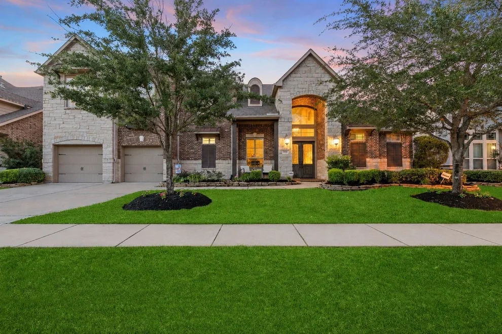 Unit for sale at 19514 Meadow Lakes Drive, Cypress, TX 77433