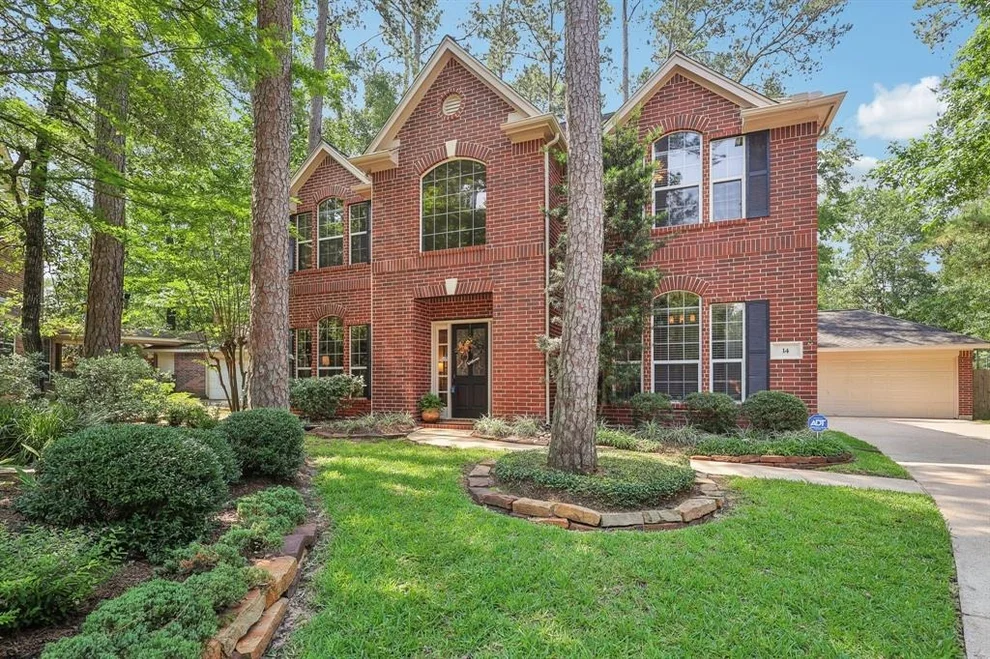 Unit for sale at 14 Sentinel Place, The Woodlands, TX 77382