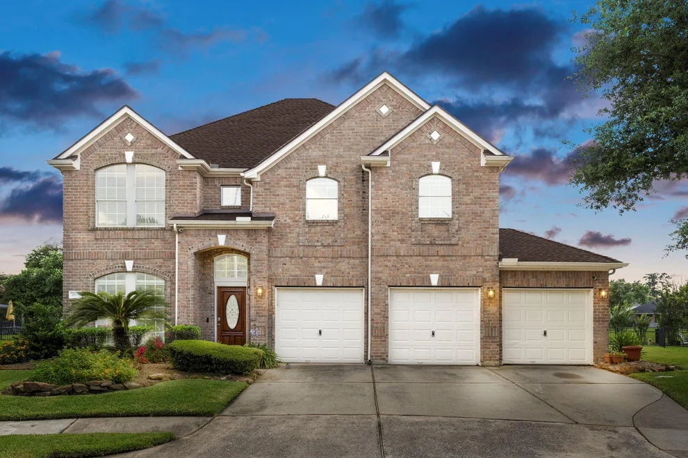Unit for sale at 2907 Stemwood Drive, Spring, TX 77388