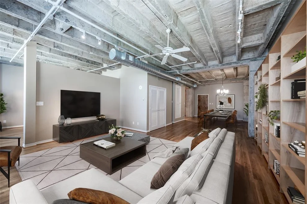 Unit for sale at 201 Main Street, Houston, TX 77002